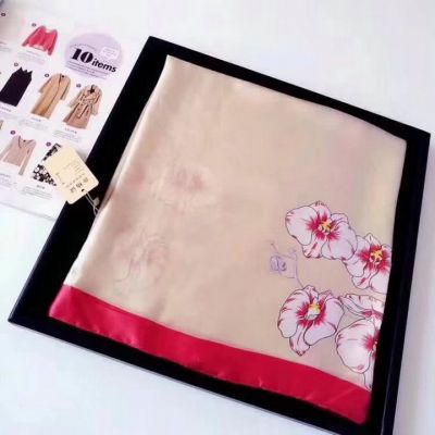 Top Style Women's Burberry Floral Printing Red Edging High-end Silk Rectangle Shawl Beige