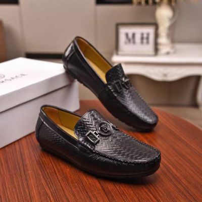 High Quality Versace Classic Medusa Motif Stud Fashion Wave Embossing Male Black Calfskin Leather Loafers UK