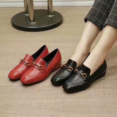 Best Price Bally Ladies Square Toe Gold-plated Buckle Trim Sheepskin Leather Loafers Red/Black